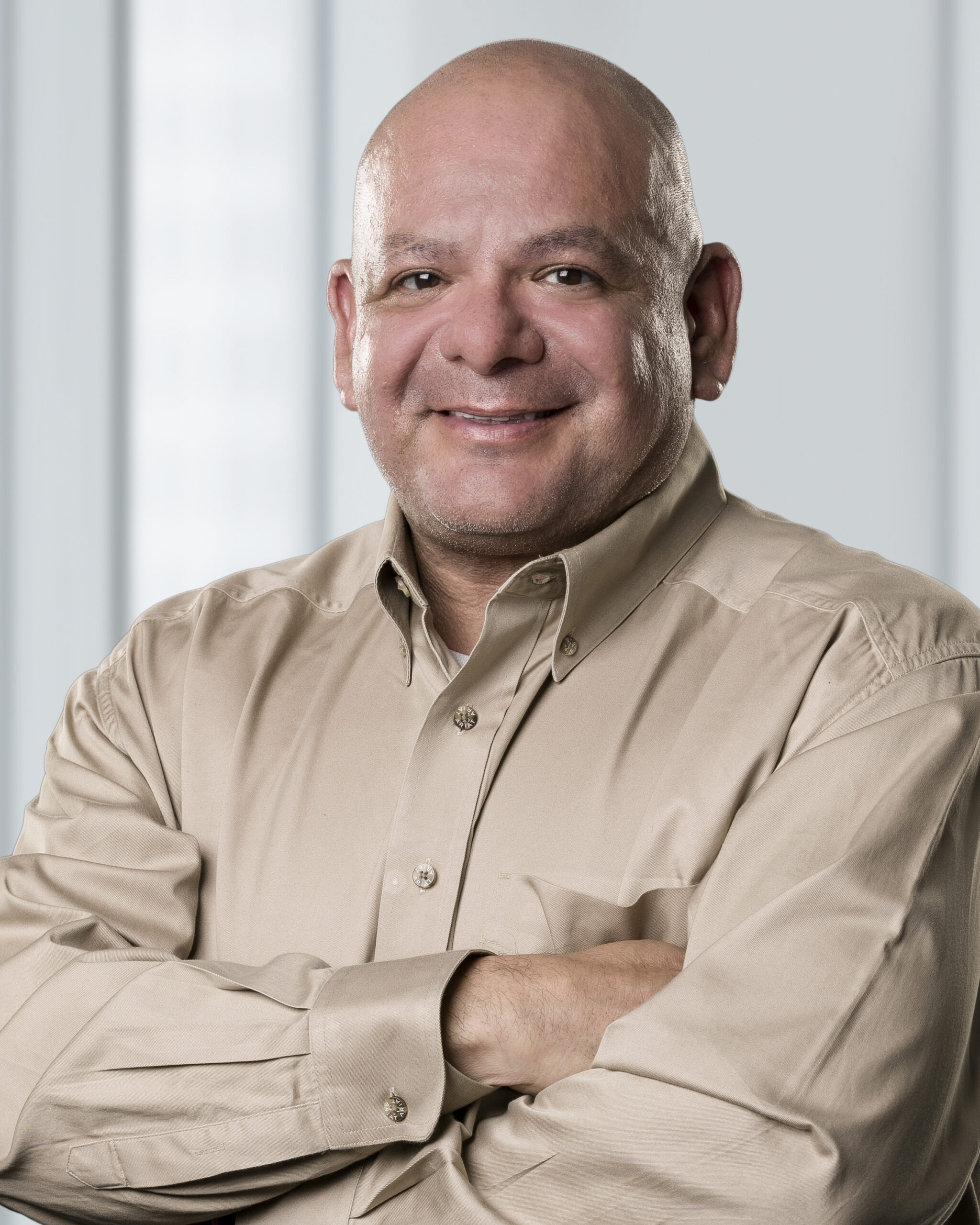 Image of Roy Hernandez